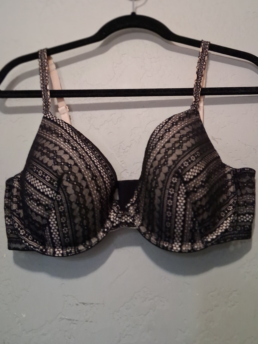 Victoria Secret Lace Lined Underwire Bra Sz36 Black/Cream‎ Adjustable Straps